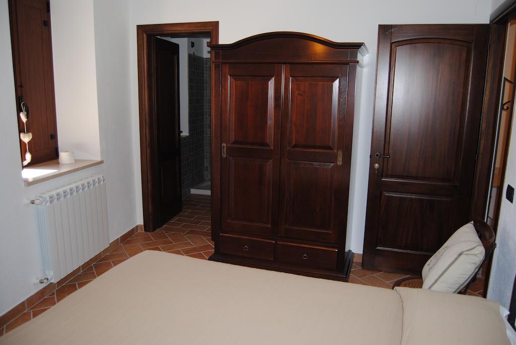 Il Giardino Di Julia B&B Tortora Room photo